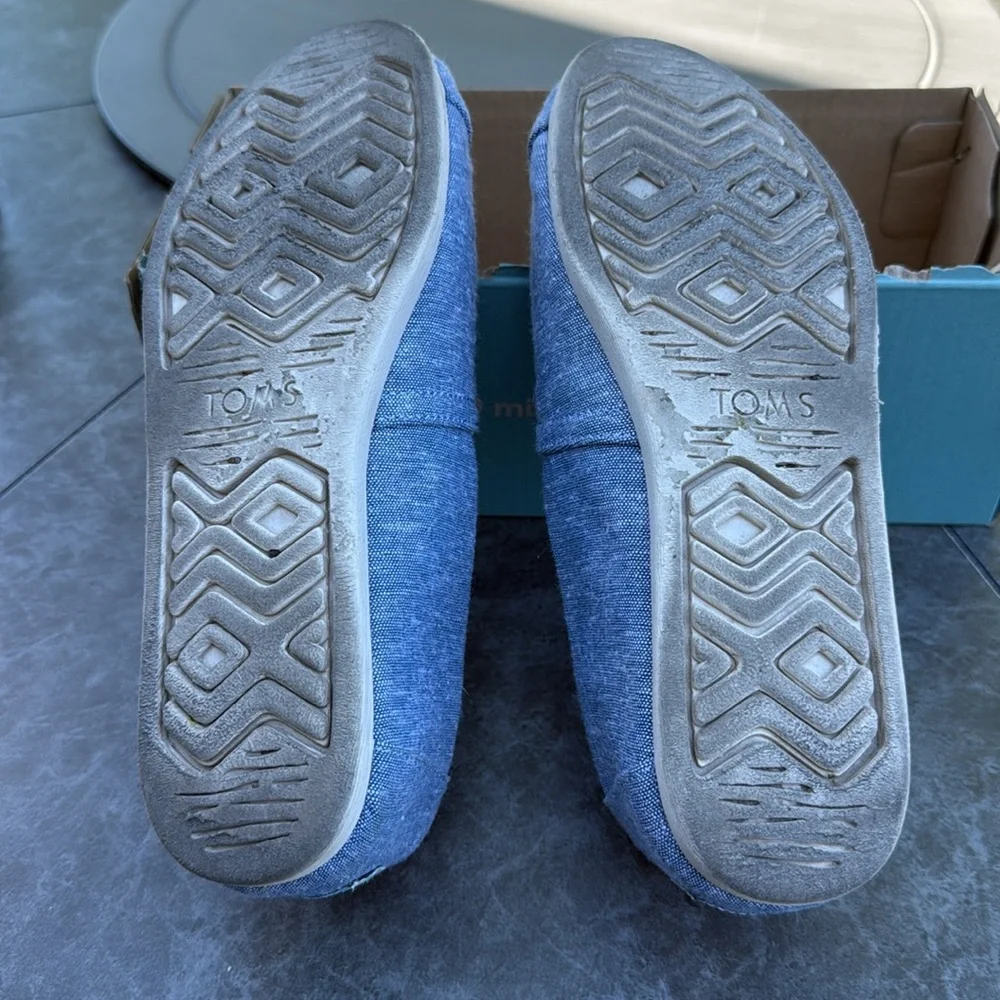 TOMS Blue Slub Chambray Alpargata - Picture 7 of 8